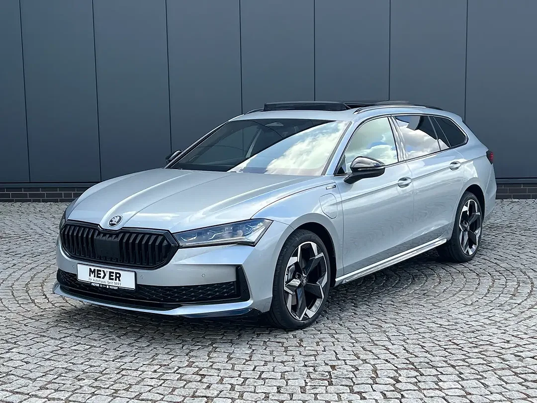 Skoda Superb - Afbeelding 1
