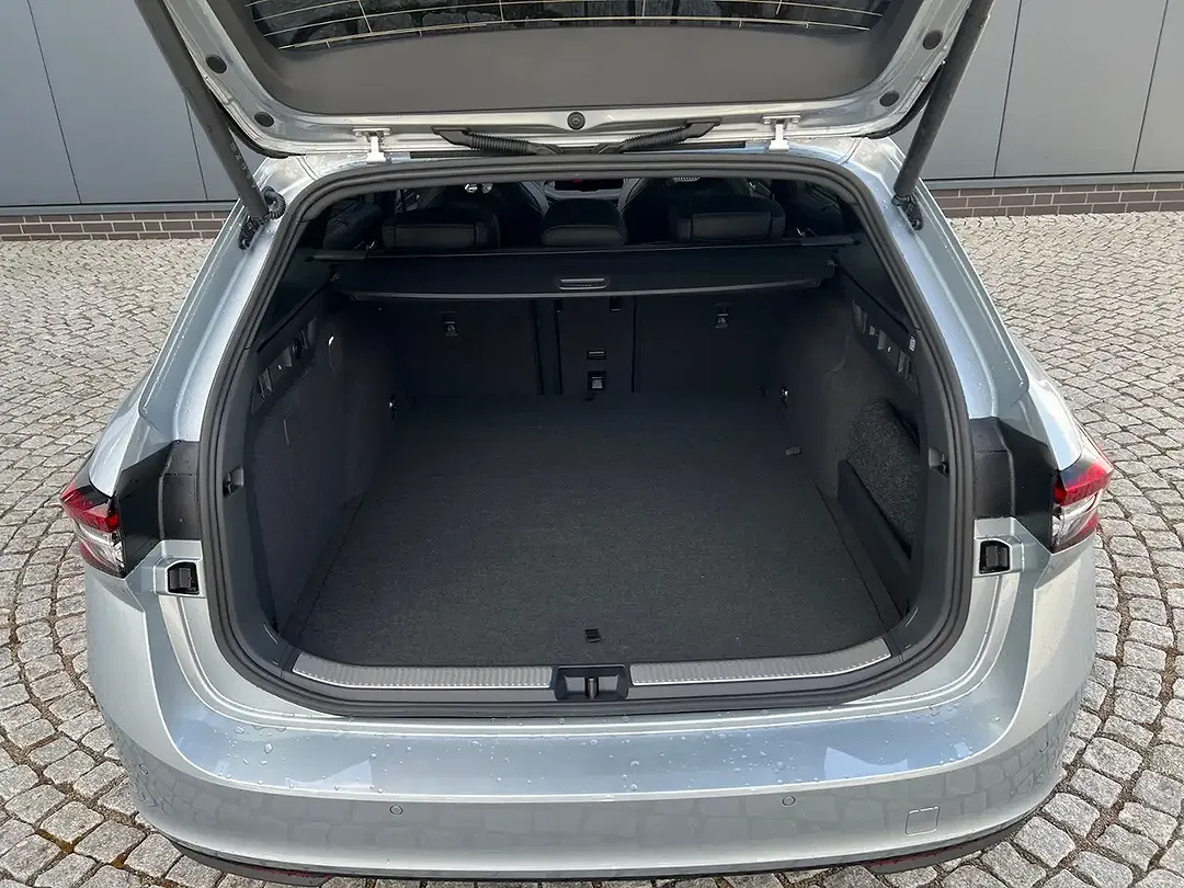 Skoda Superb - Thumbnail 5