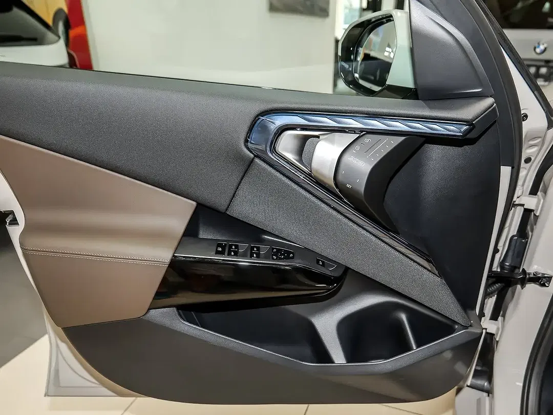 BMW X3 - Thumbnail 13