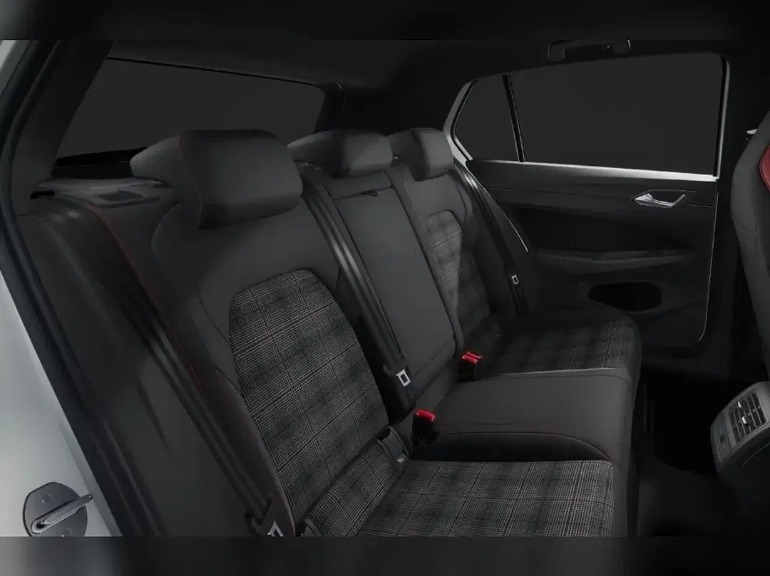 Volkswagen Golf GTI - Thumbnail 11