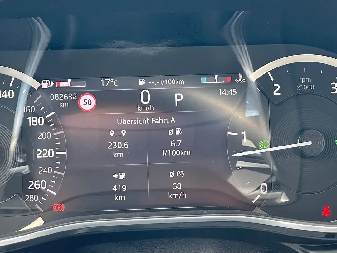 Jaguar XF - Thumbnail 12
