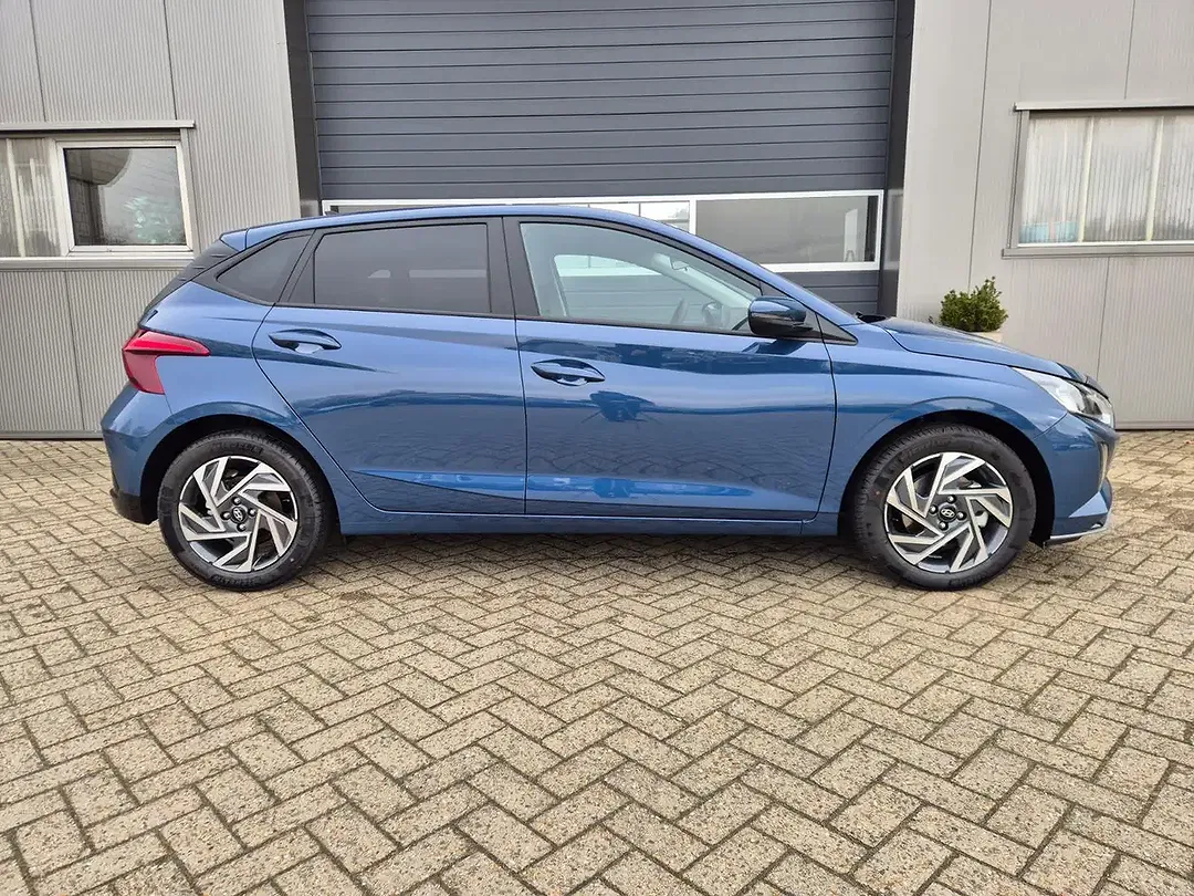 Hyundai i20 - Thumbnail 6