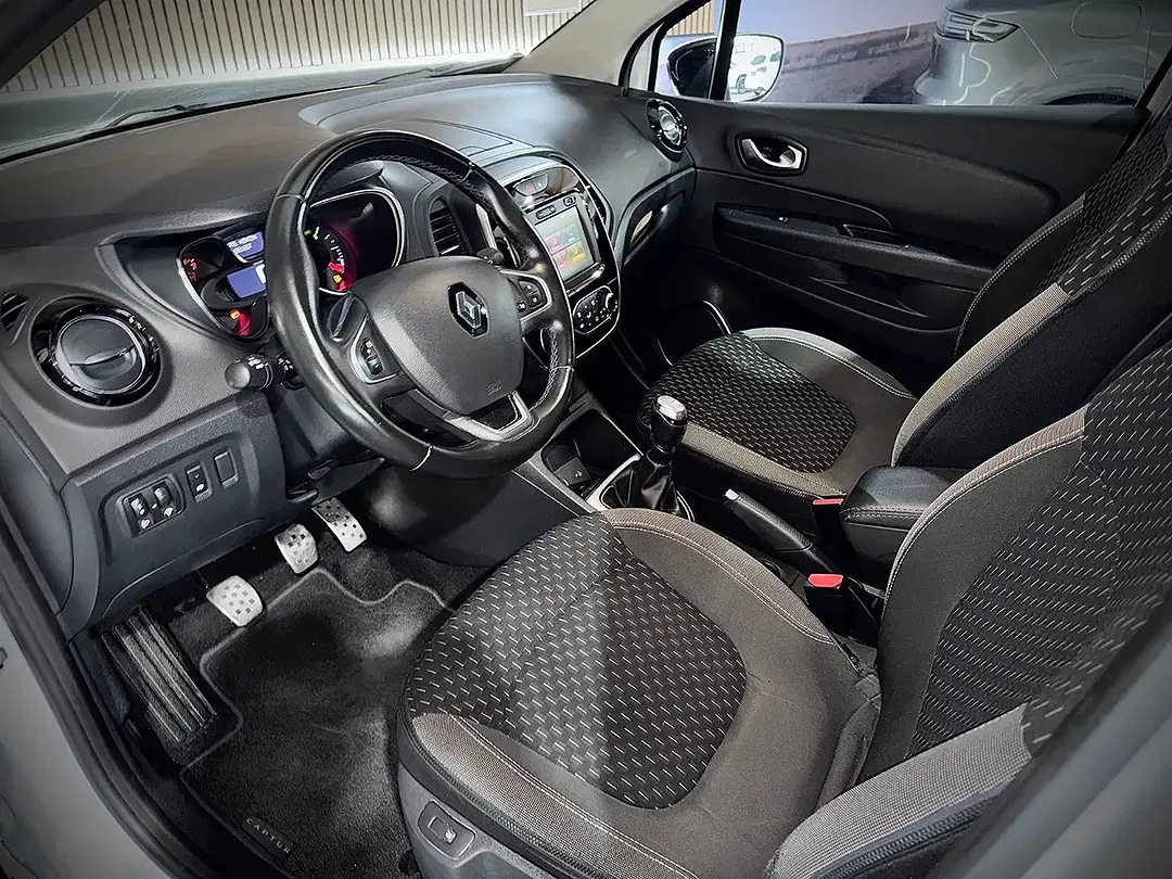Renault Captur - Thumbnail 11