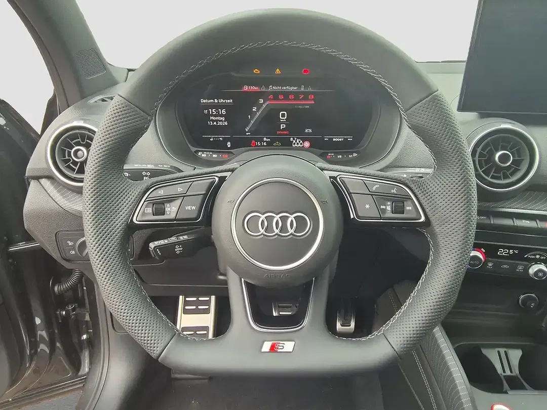 Audi SQ2 - Thumbnail 10