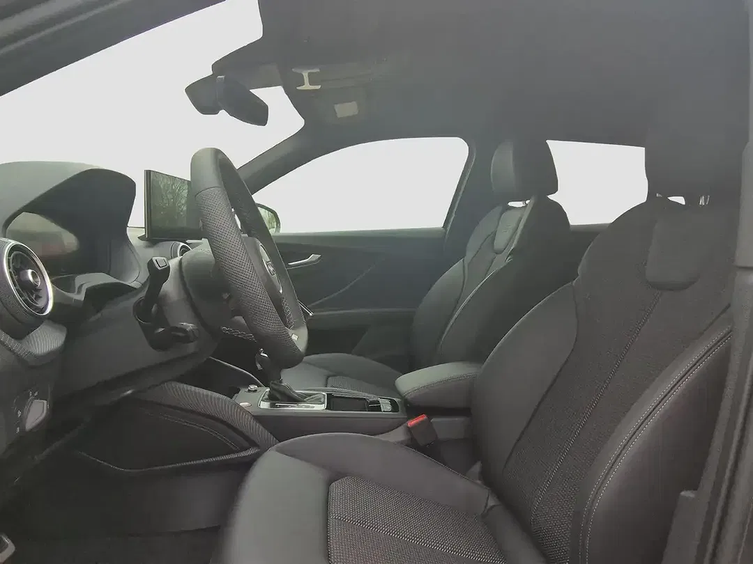 Audi SQ2 - Thumbnail 9