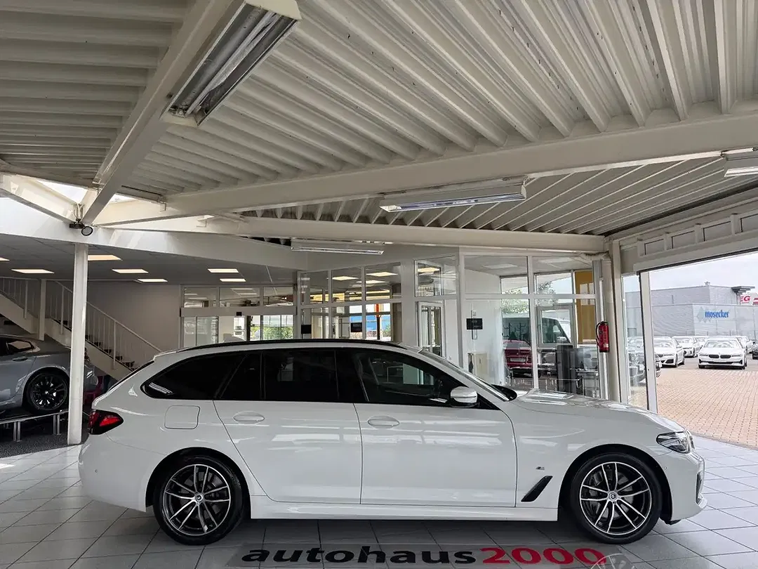 BMW 530 - Thumbnail 2