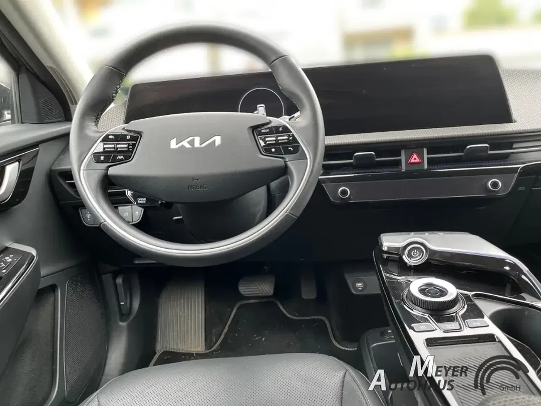 Kia EV6 - Thumbnail 8