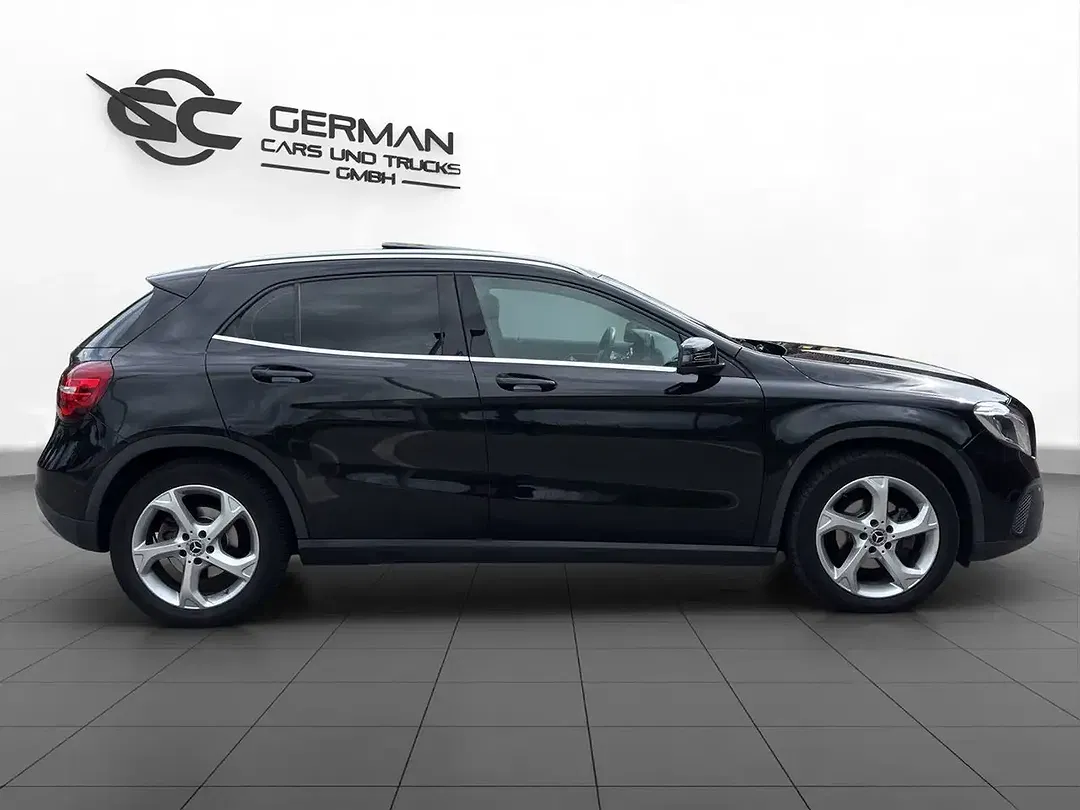 Mercedes-Benz GLA 200 - Thumbnail 5