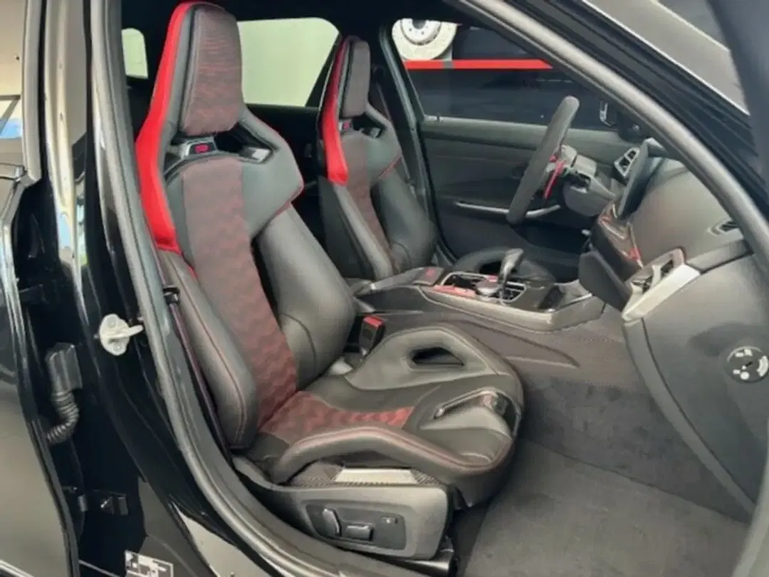 BMW M3 - Thumbnail 8