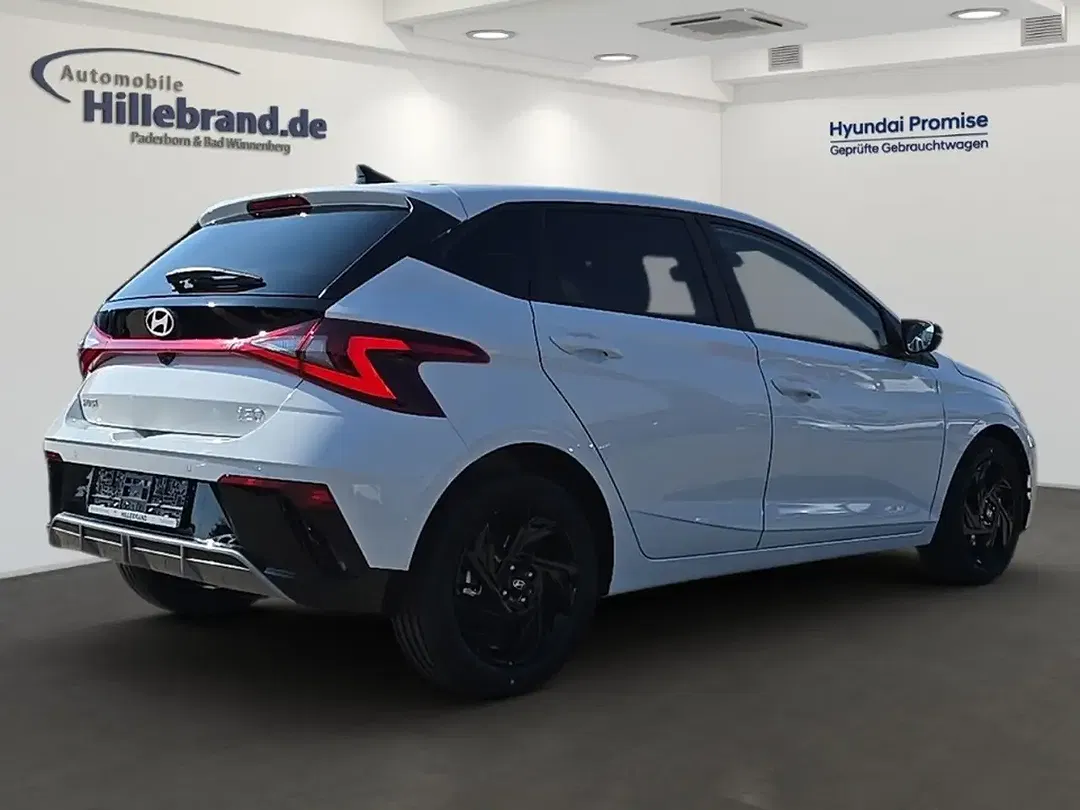 Hyundai i20 - Thumbnail 3