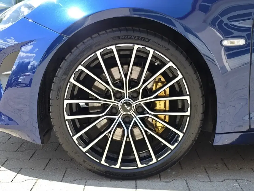 Alpine A110 - Thumbnail 17