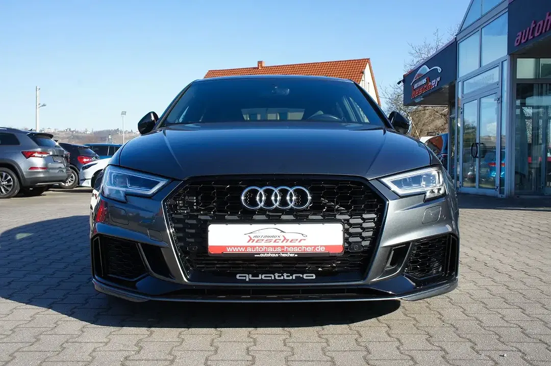 Audi RS3 - Thumbnail 3