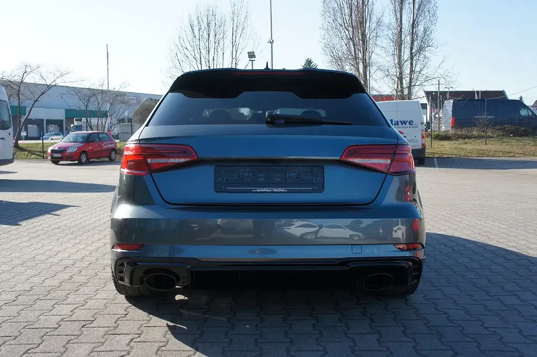 Audi RS3 - Thumbnail 7