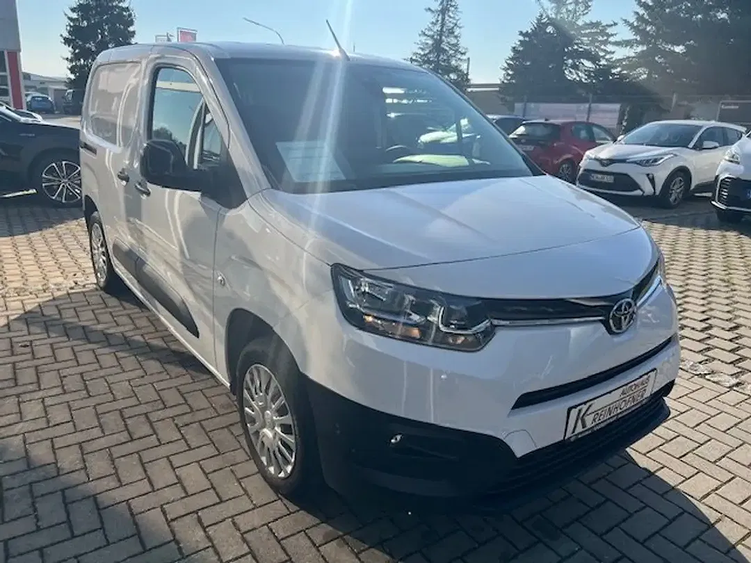 Toyota Proace City - Thumbnail 5