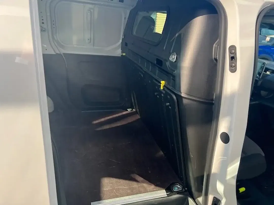 Toyota Proace City - Thumbnail 7