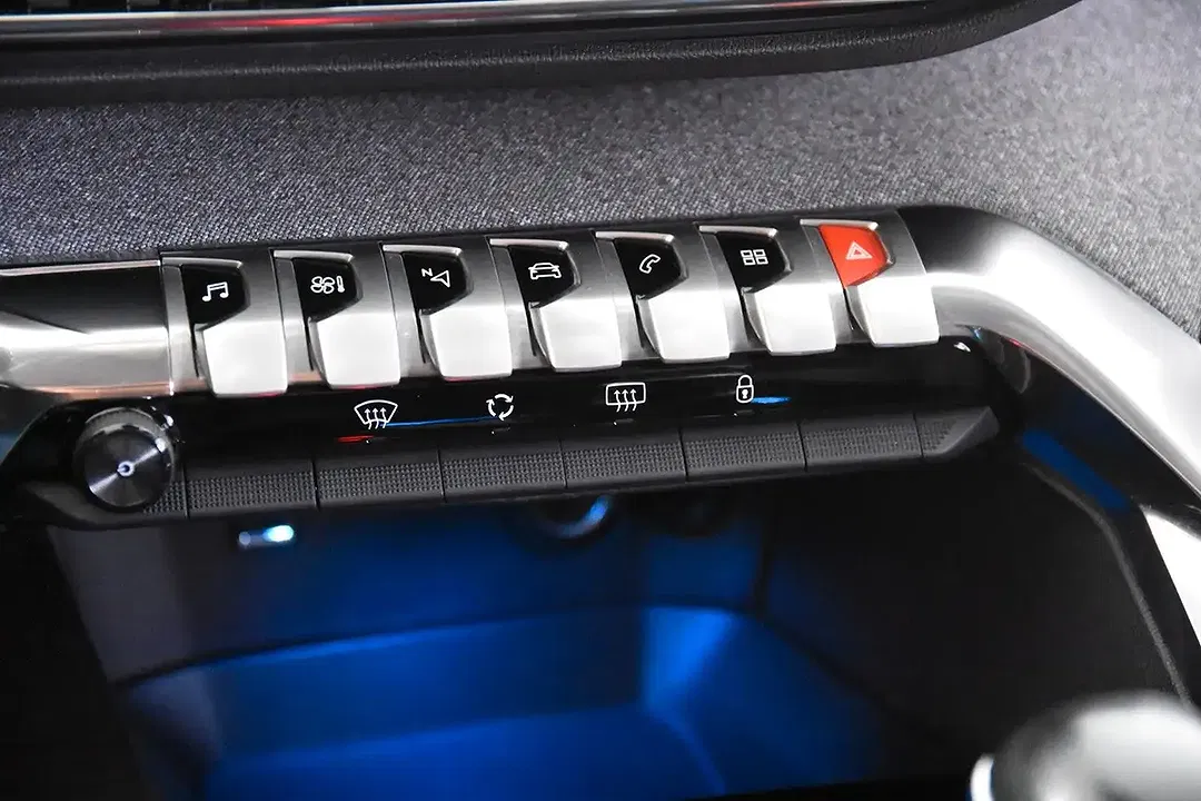 Peugeot 5008 - Thumbnail 12