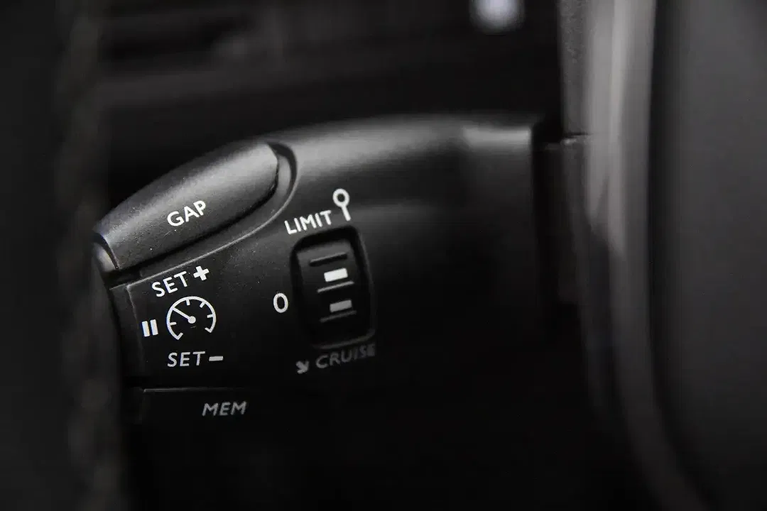 Peugeot 5008 - Thumbnail 13