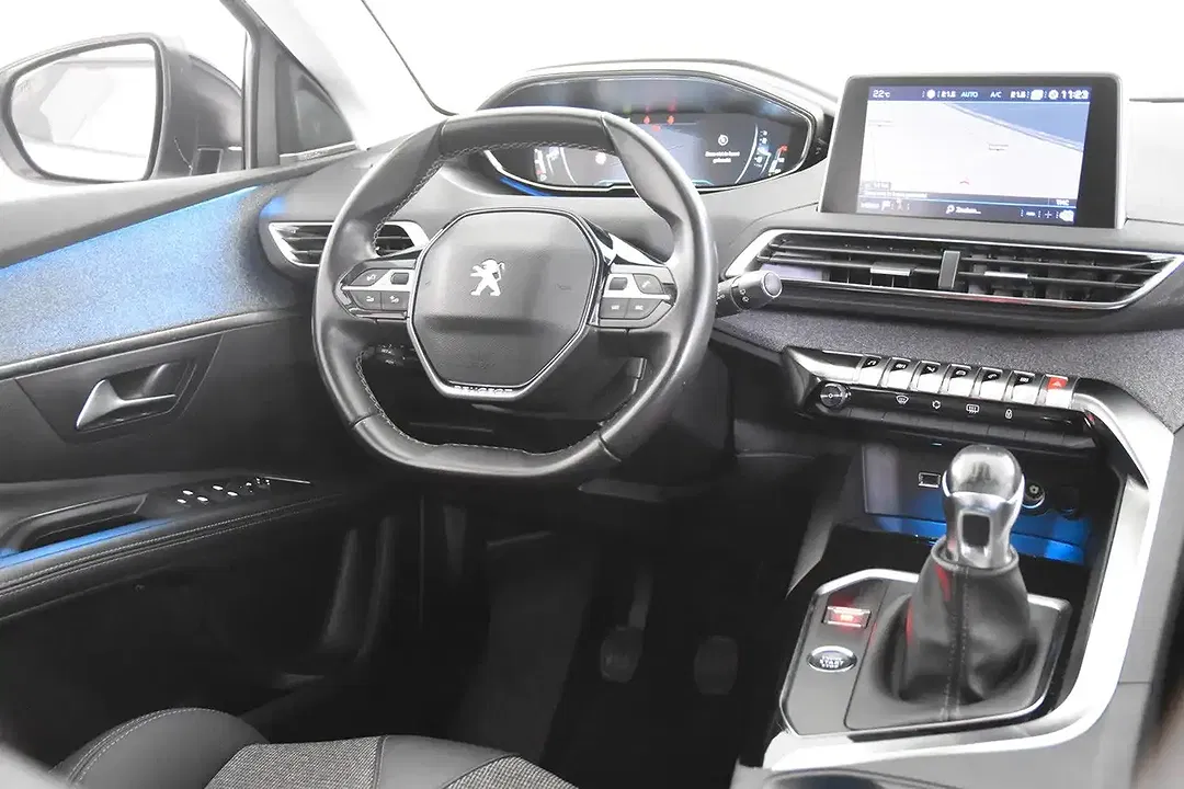 Peugeot 5008 - Thumbnail 9