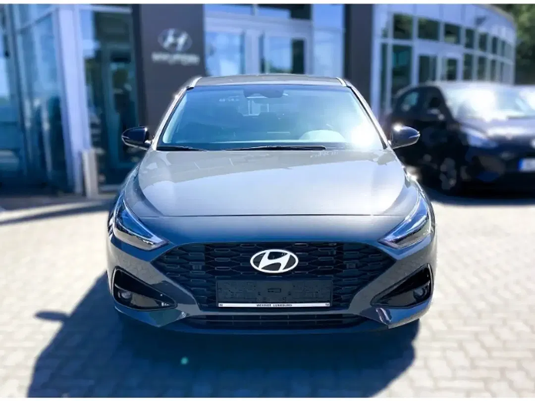 Hyundai i30 - Thumbnail 2