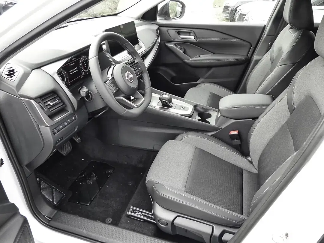 Nissan Qashqai - Thumbnail 12