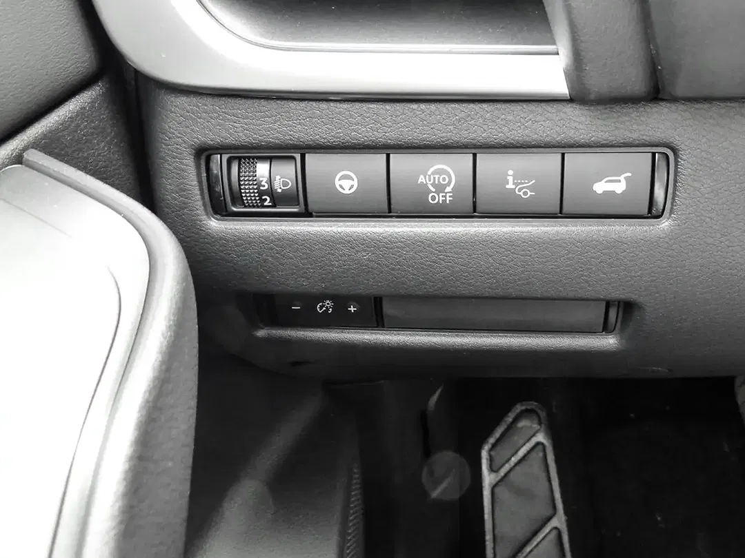 Nissan Qashqai - Thumbnail 9