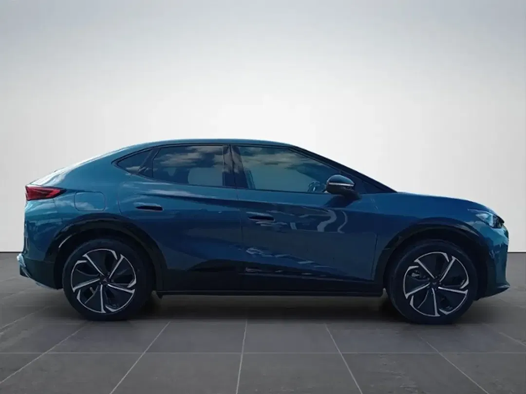 CUPRA Tavascan - Thumbnail 6