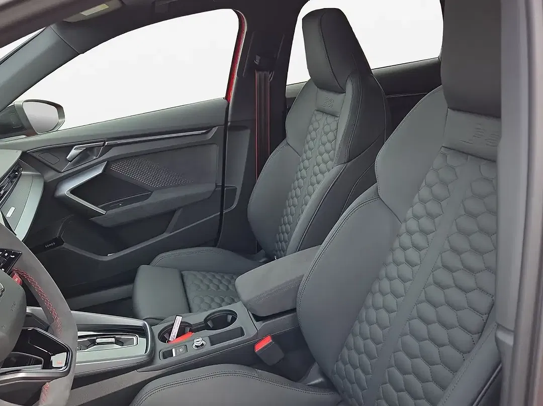 Audi RS3 - Thumbnail 9