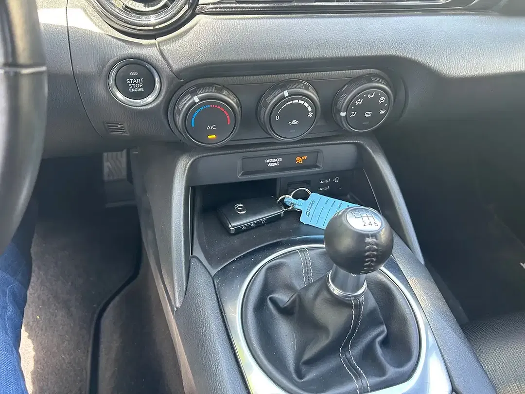 Mazda MX-5 - Thumbnail 15