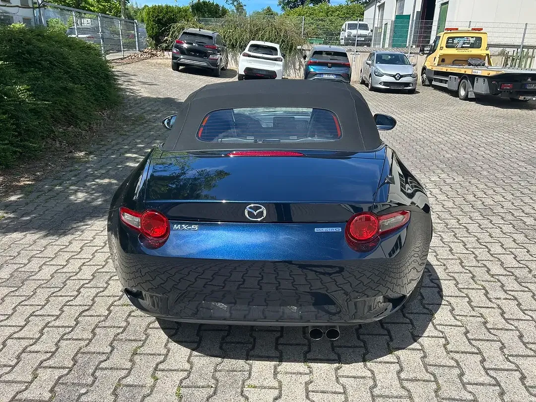 Mazda MX-5 - Thumbnail 6