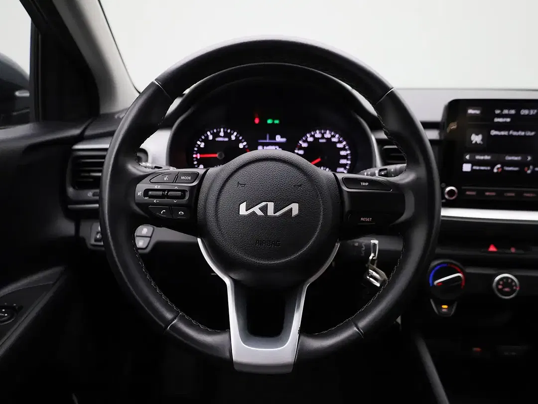 Kia Stonic - Thumbnail 9