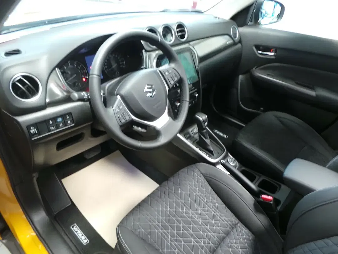 Suzuki Vitara - Thumbnail 9