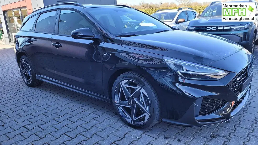 Hyundai i30 - Thumbnail 3