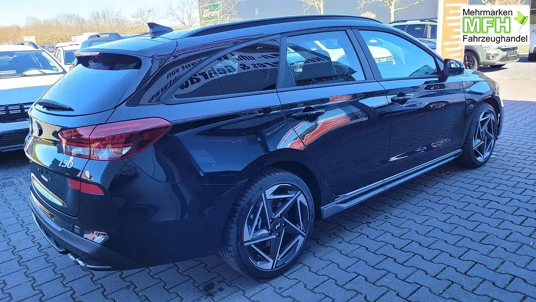 Hyundai i30 - Thumbnail 4