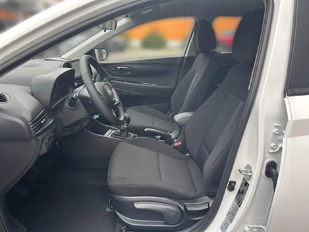 Hyundai i20 - Thumbnail 7