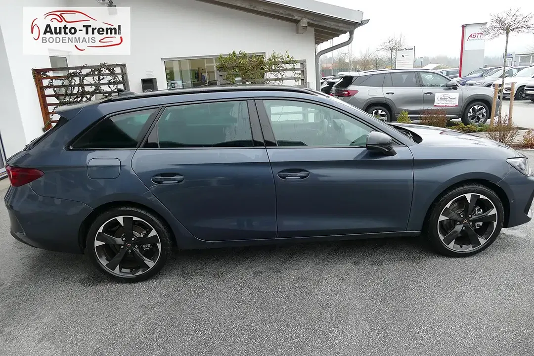 CUPRA Leon - Thumbnail 2