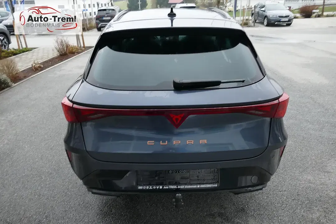 CUPRA Leon - Thumbnail 5