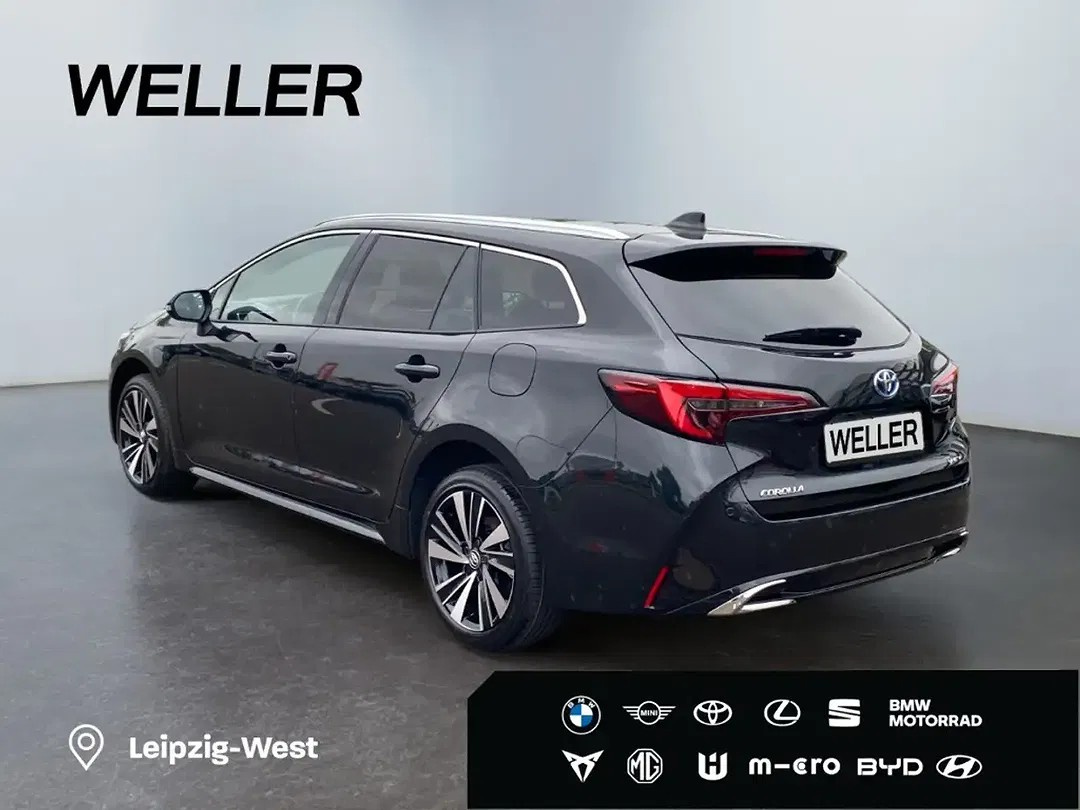 Toyota Corolla - Thumbnail 6
