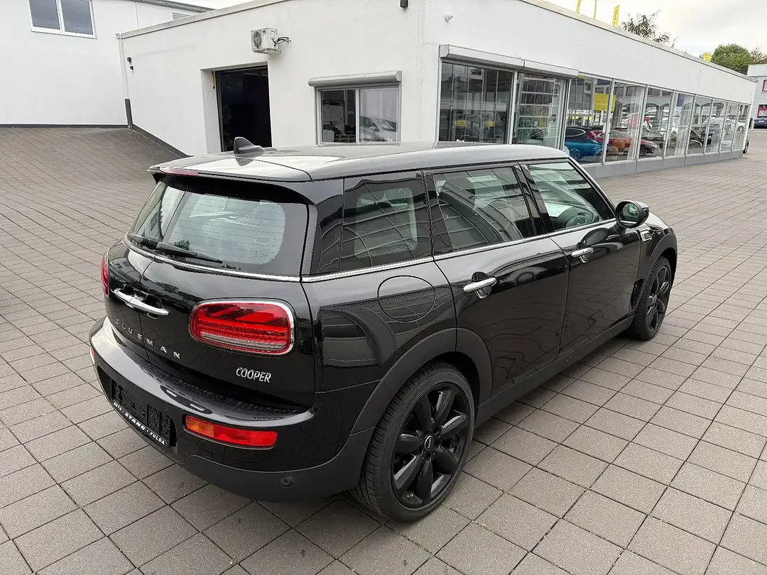 MINI Cooper Clubman - Thumbnail 5
