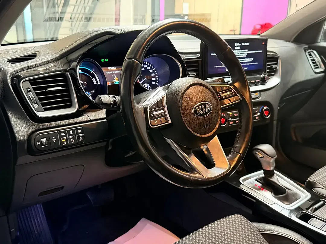 Kia XCeed - Thumbnail 13