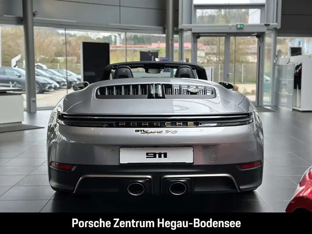 Porsche 992 - Thumbnail 5