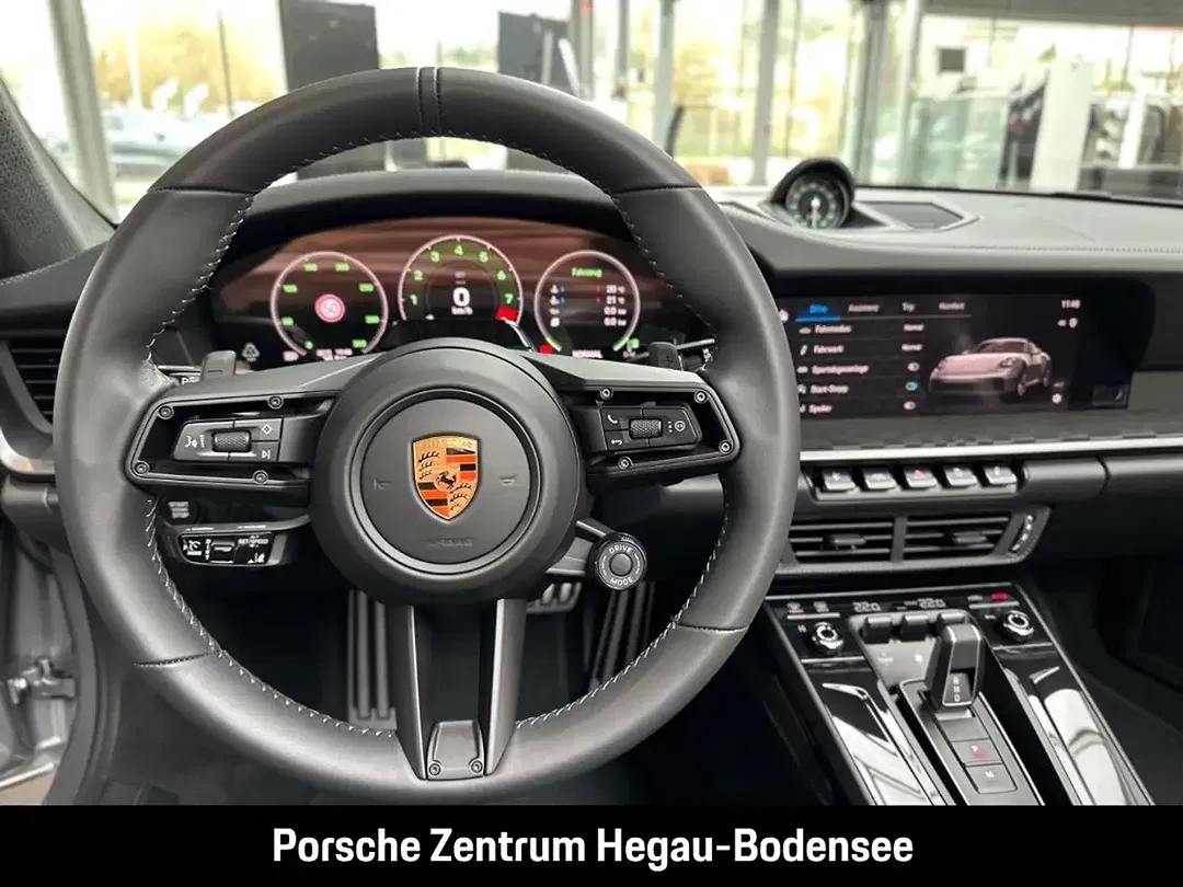 Porsche 992 - Thumbnail 9