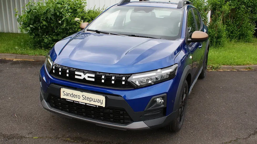 Dacia Sandero - Thumbnail 3