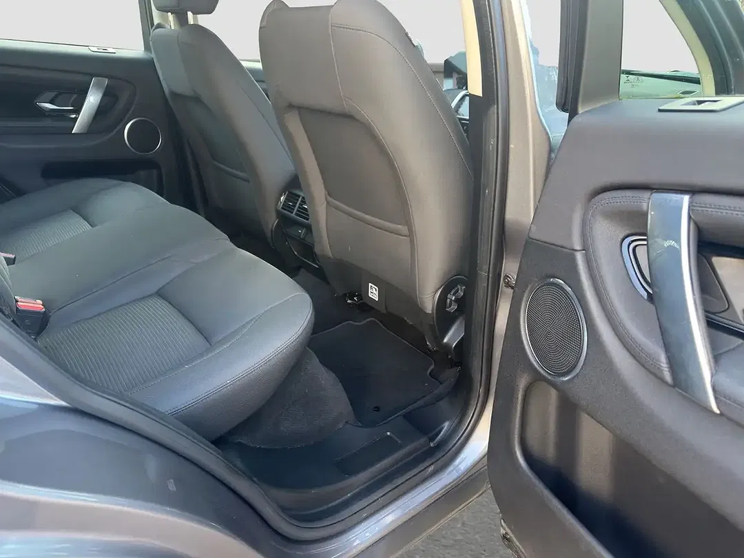Land Rover Discovery Sport - Thumbnail 15