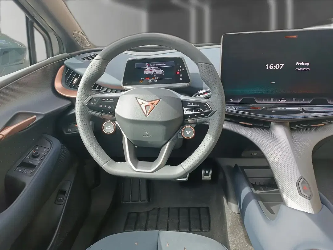 CUPRA Tavascan - Thumbnail 12