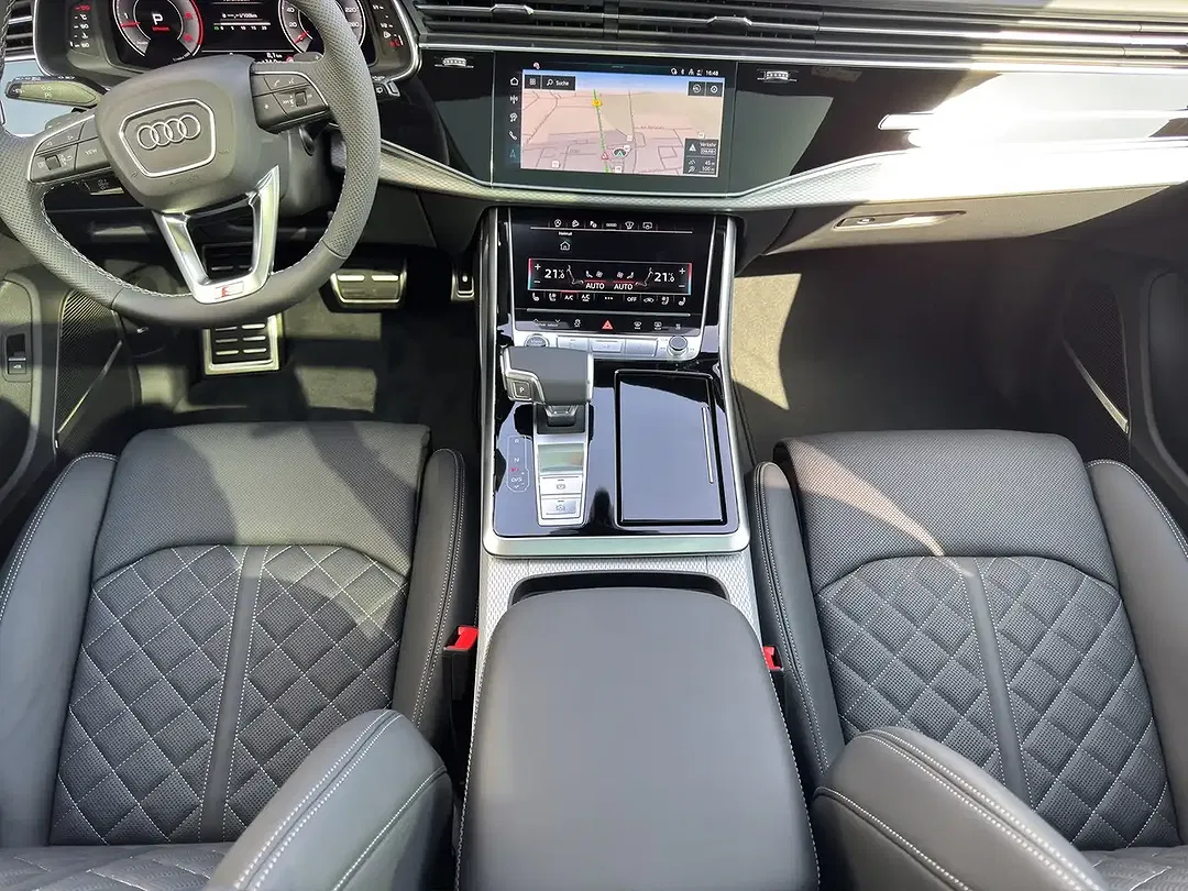 Audi Q7 - Thumbnail 13