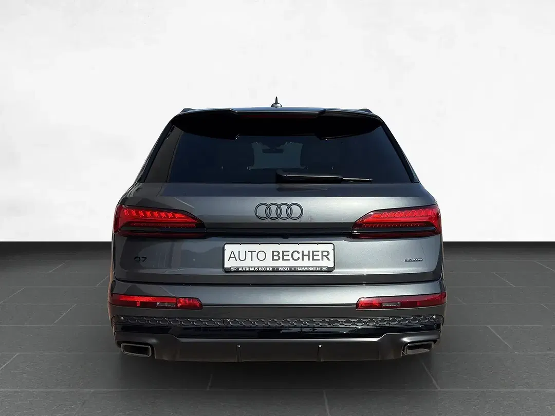 Audi Q7 - Thumbnail 4