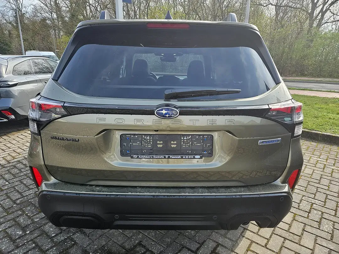 Subaru Forester - Thumbnail 4