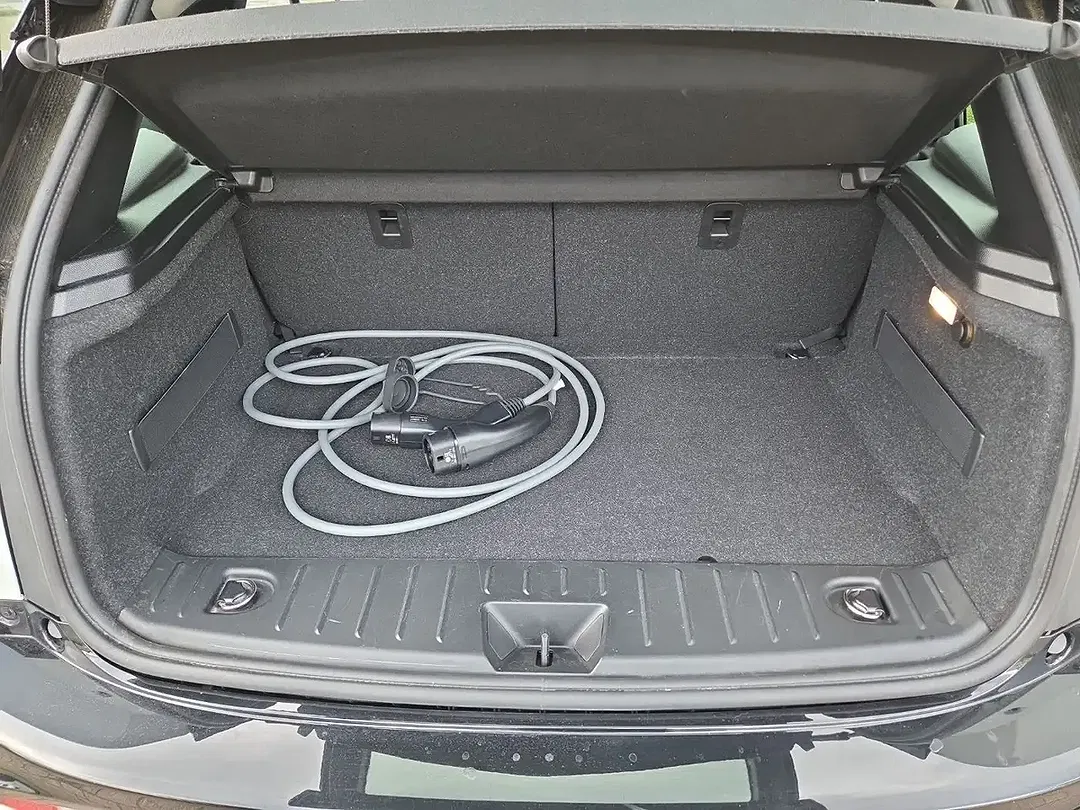BMW i3 - Thumbnail 12