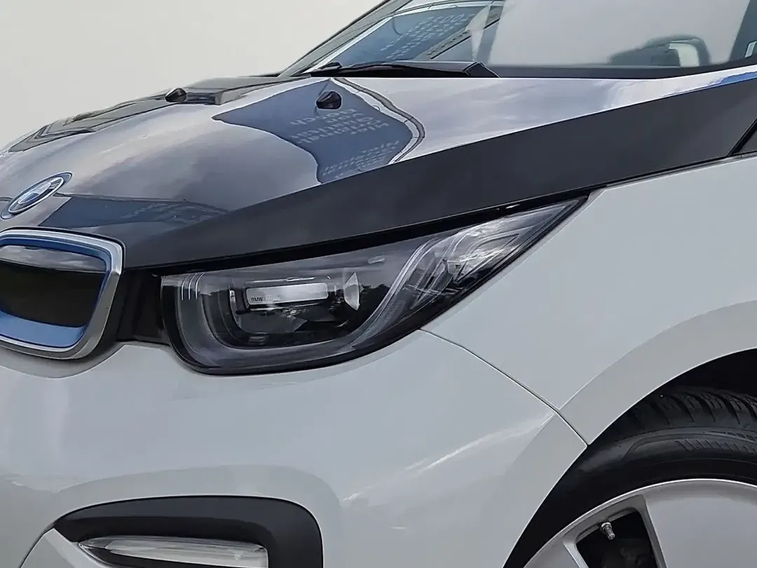BMW i3 - Thumbnail 3