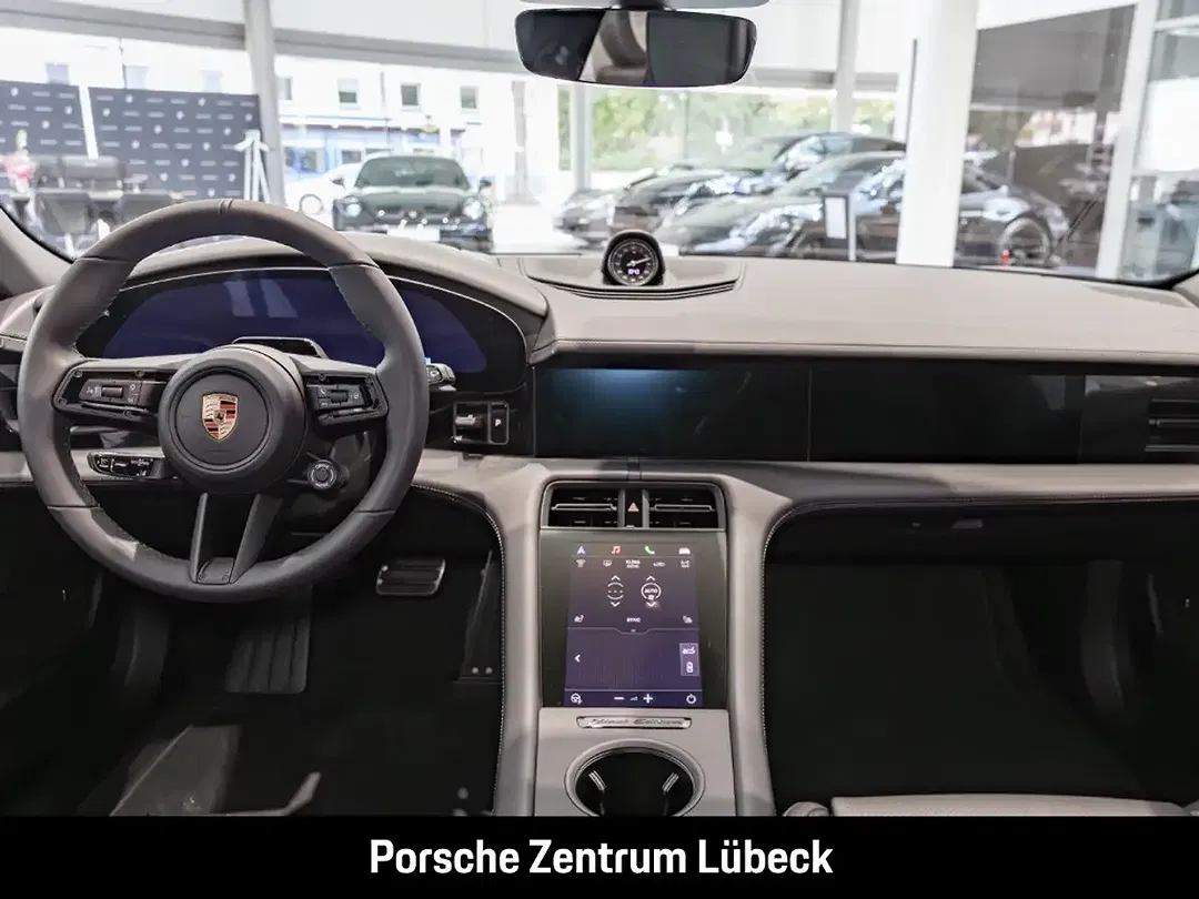 Porsche Taycan - Thumbnail 10